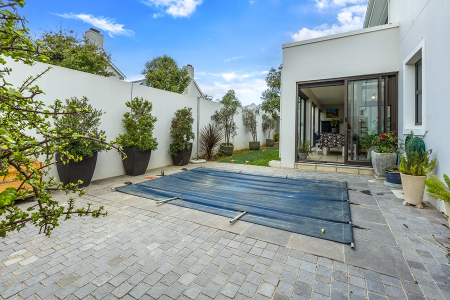3 Bedroom Property for Sale in Graanendal Western Cape